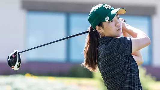 Elizabeth Scholtes with a drive.