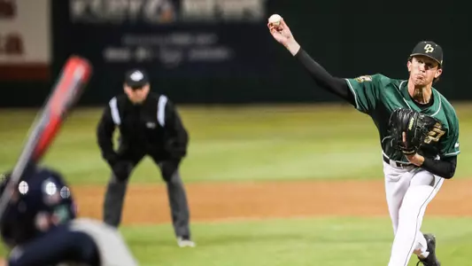 Steven Brooks throws a pitch.