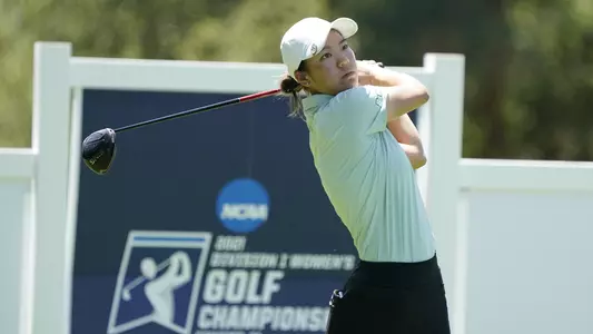 Elizabeth Scholtes at NCAA Stanford Regional.