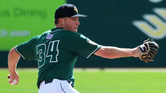 Travis Weston throws a pitch.