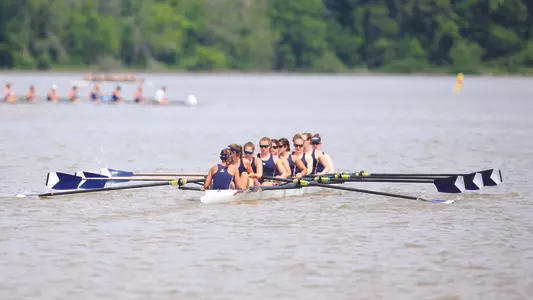 2V8