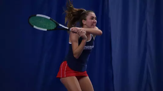 Jenna Sloan backhand