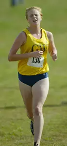 Sophomore Taylor Leavitt finished 14th in the 5,000 meters in a personal-best 19:17.10 at the Fred Hardy Invitational on Friday, March 25.