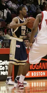 Johnny Lee is coming off a career-high performance at No. 9 Xavier last Saturday.