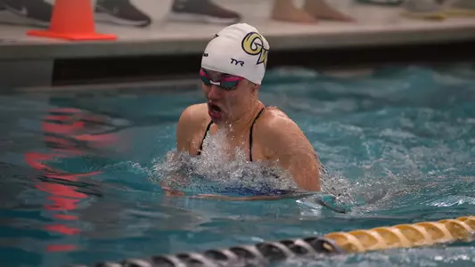 Julia Knox swims vs. Virginia Tech.