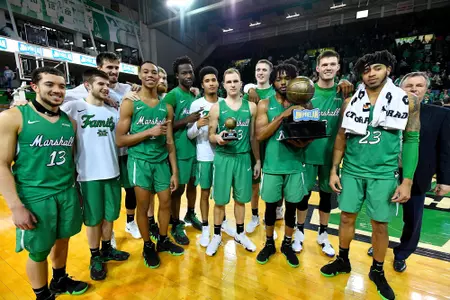 Team Photo With Trophy