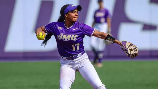 Kendra Lewis making a catch