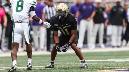 Laron Dues lines up in coverage against Wagner