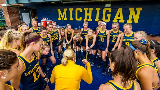Field Hockey team huddle 
