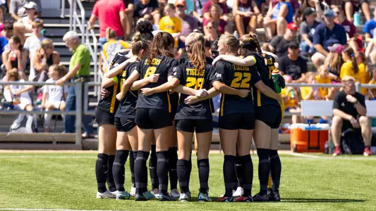 SOC huddle vs. MO state 2023