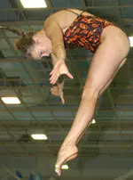 Junior diver Leanne Dumais captured a team-best seventh-place finish on the 1-meter board.