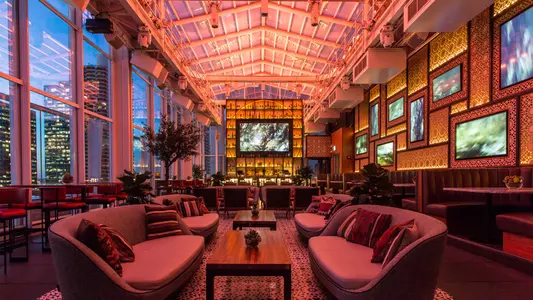 Roof on theWit Sized