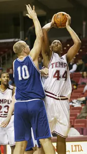 MEN'S BASKETBALL PREPARES FOR KEY A-10 MATCH UP AGAINST SAINT JOSEPH'S AT THE PALESTRA Image