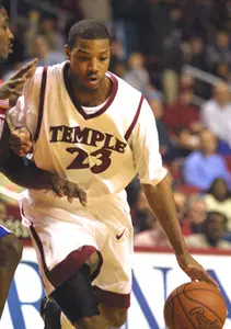 MEN'S BASKETBALL TO BATTLE THE MINUTEMEN IN AMHERST, MASS. Image