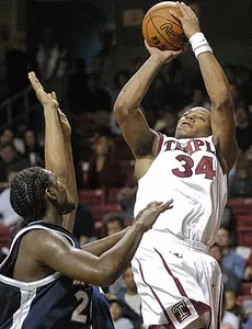 XAVIER COMPLETES FURIOUS COMEBACK EN ROUTE TO ONE POINT SENIOR DAY VICTORY AT THE LIACOURAS CENTER Image