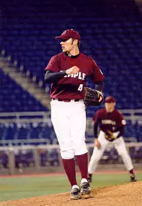 CHRIS KURTZ GIVES OWLS LIFT WITH 8-2 COMPLETE GAME VICTORY OVER MASSACHUSETTS Image