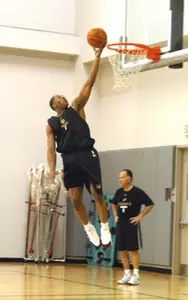 HAWKINS INVITED BACK FOR SECOND WORKOUT WITH SIXERS Image