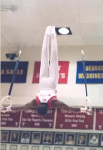 TOP RANKED NYIKA WHITE LEADS OWLS INTO NCAA QUALIFYING ROUND Image