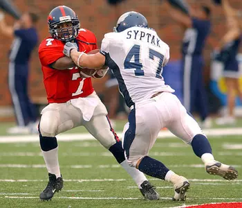 Senior DE John Syptak