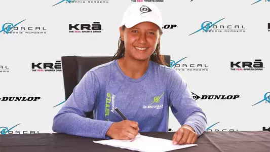 Gabriela Tevez signing