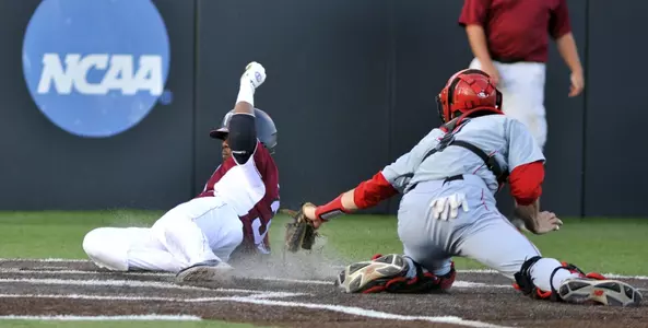 Ali Knowles vs. WKU