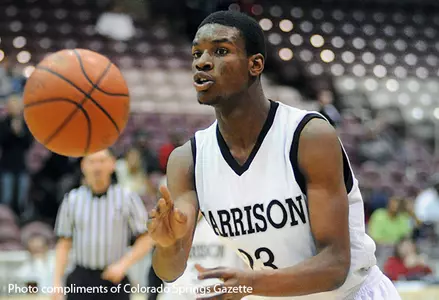UB Recruit Xavier Ford Named PARADE Magazine All-American Image