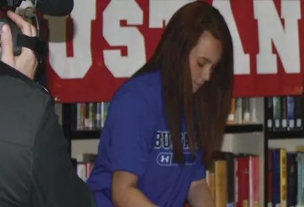 Bulls Sign Kenzie Koch To National Letter Of Intent Image