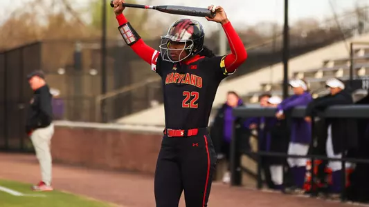 Jaeda McFarland at-bat