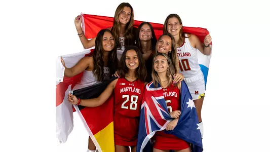 Field Hockey group posed shot