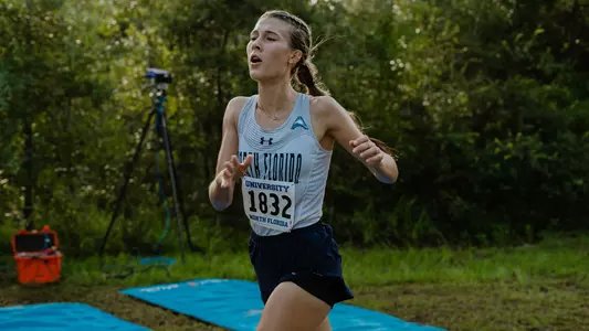 Schlageter strides in the 5k 