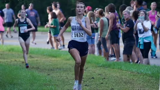 Emma Jane Schlageter making strides at the UNF Invitational