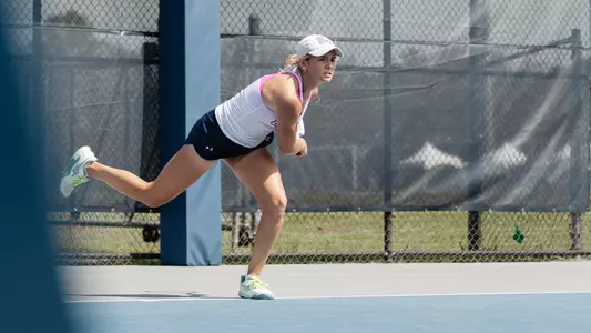 Anslee Long serve shot