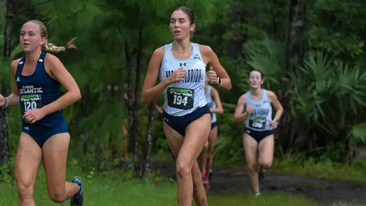 Isa Leen racing at XC meet
