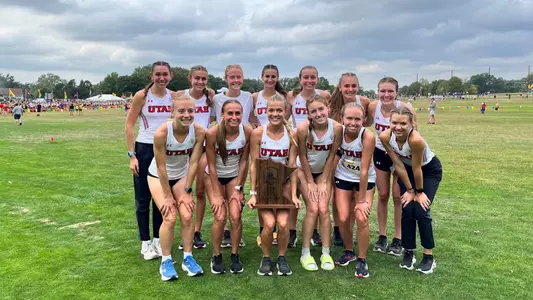 2023 XC: Roy Griak Invite Team Photo