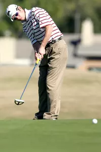 Zack Reeves broke the individual 54-hole tournament mark with a 15-under-par 201 at the Turtle Bay Intercollegiate Nov. 7, 2007.