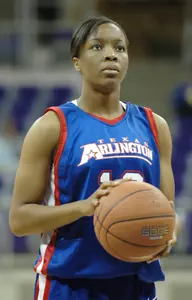 Maryann Abanobi records her first career double double in UTA's win over McNeese.
