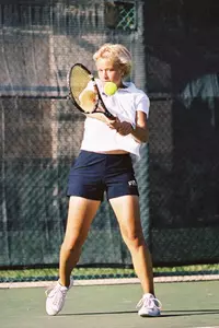 Novakova socres one of two UTA points against No. 16 TCU.