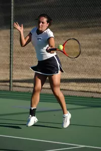 Simri van Rooyen defeated Brooke Mills, 6-4, 6-0, to help the Mavs as they advanced to SUnday's SLC Tournament finals.