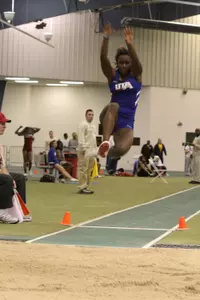 Jennifer Brown placed third in the long jump as the women's best finisher on Day 1 of the Varsity Apartments Shocker Quad.