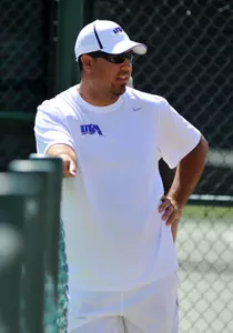 Head Coach Diego Benitez