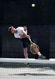 David Subirats recorded a singles win in the No. 4 spot against UCSB