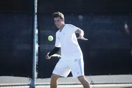 Carlos Arbiza and the Mavericks defeated Cameron 6-1.