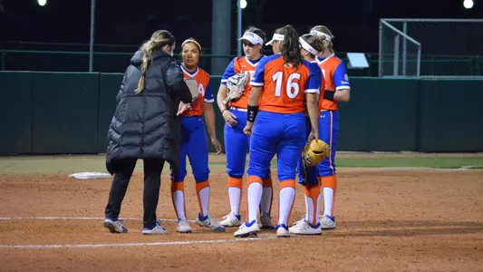 Softball Welcomes Troy for First Conference Series
