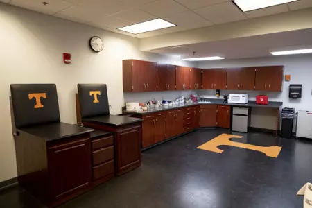 KNOXVILLE, TN - DECEMBER 20, 2018 -  Athletic Training room in in Lindsey Nelson Stadium Knoxville, TN. Photo By Andrew Ferguson/Tennessee Athletics