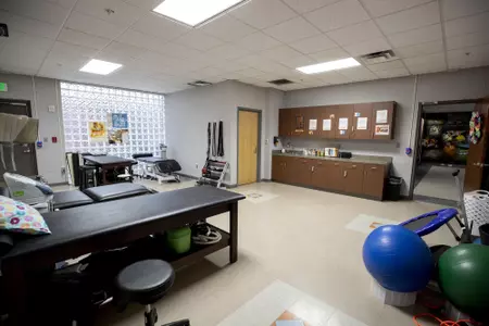 KNOXVILLE, TN - DECEMBER 20, 2018 -  Athletic Training room in Lee Stadium Arena in Knoxville, TN. Photo By Andrew Ferguson/Tennessee Athletics