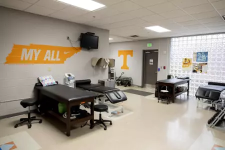 KNOXVILLE, TN - DECEMBER 20, 2018 -  Athletic Training room in Lee Stadium Arena in Knoxville, TN. Photo By Andrew Ferguson/Tennessee Athletics