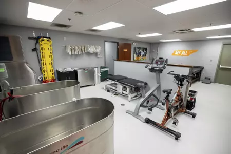 KNOXVILLE, TN - DECEMBER 20, 2018 -  Athletic Training room in Regal Soccer Stadium in Knoxville, TN. Photo By Andrew Ferguson/Tennessee Athletics
