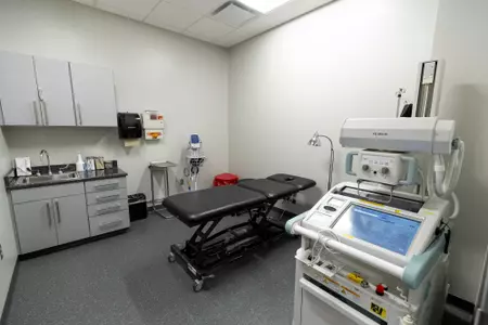 KNOXVILLE, TN - DECEMBER 20, 2018 -  Athletic Training room in Thompson-Boling Arena in Knoxville, TN. Photo By Andrew Ferguson/Tennessee Athletics