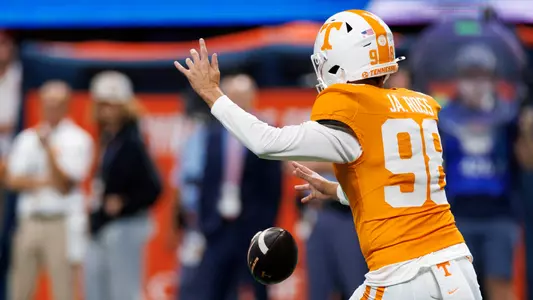 Jackson Ross- Tennessee Vs Syracuse 