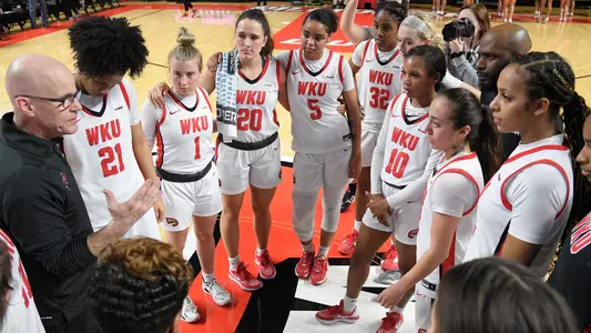WBB Huddle against North Texas